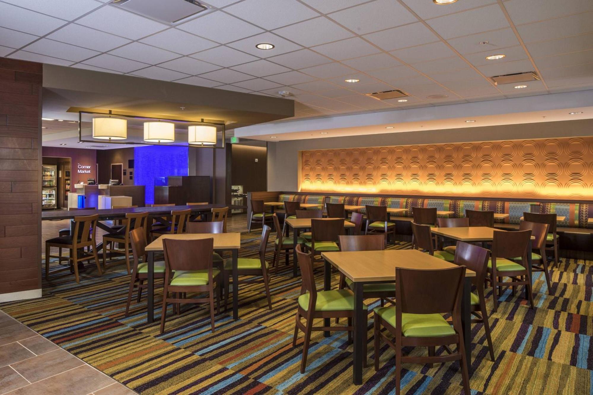 Fairfield Inn & Suites By Marriott Pittsburgh North/Mccandless Crossing McCandless Township Ngoại thất bức ảnh