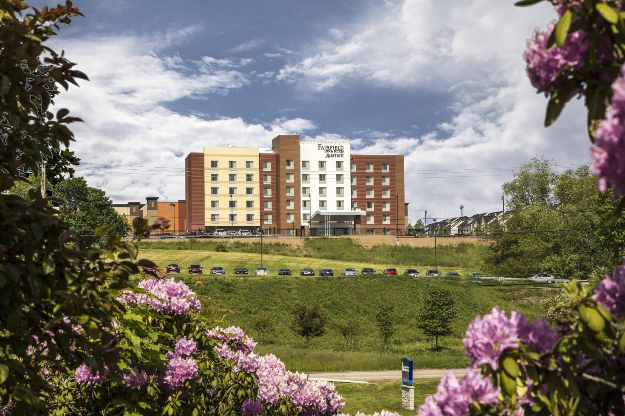 Fairfield Inn & Suites By Marriott Pittsburgh North/Mccandless Crossing McCandless Township Ngoại thất bức ảnh